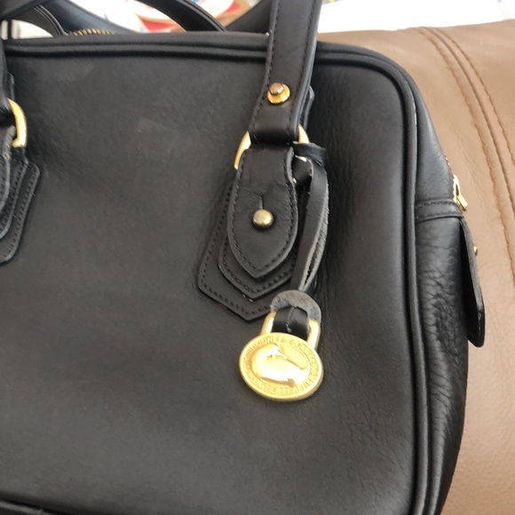 Vintage Dooney&Bourke all leather9x8x3 8” drop - Picture 8 of 15